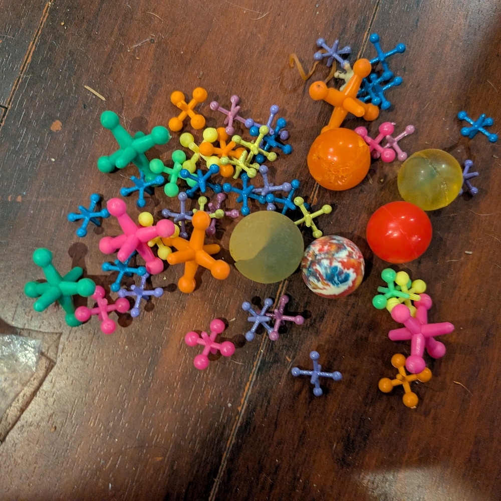 Vibrant Jacks and Balls Play Set